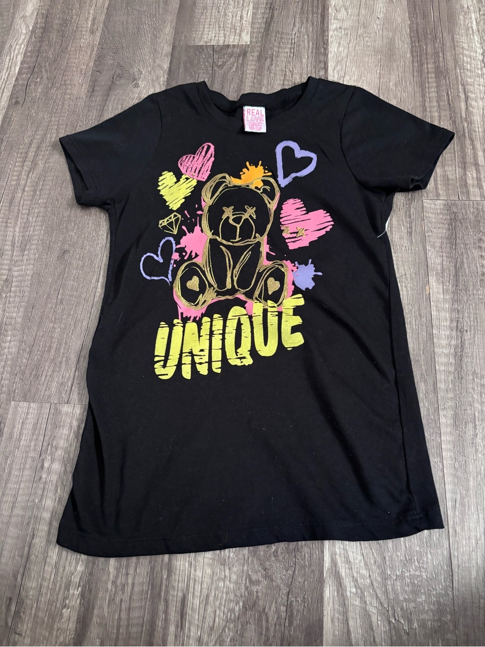 Kids Black T-Shirt with Colorful Bear Design Comfort fitting. 218